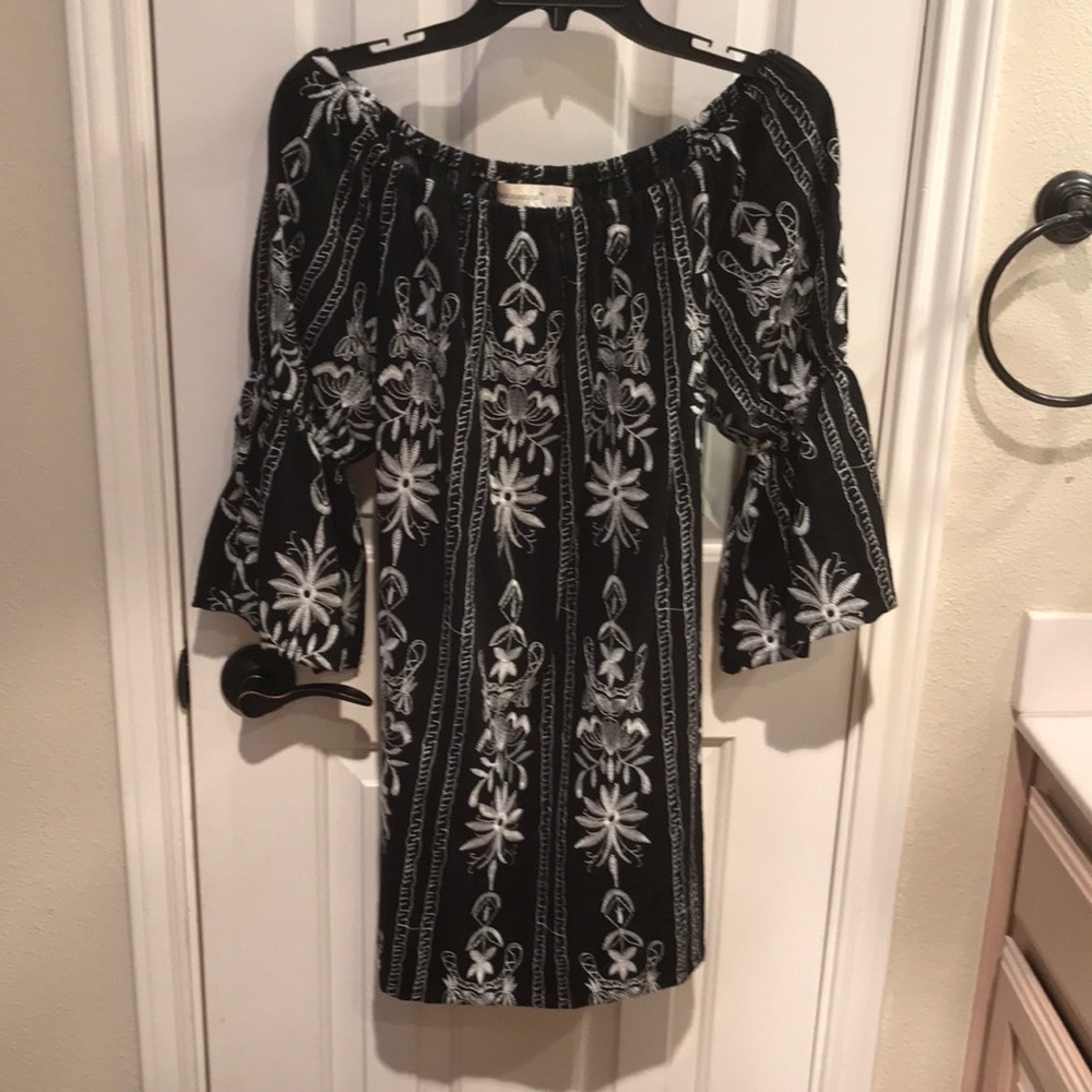 Black and White off shoulder Dress